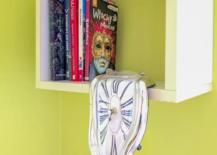 Park Skowroni Homely By Bookinghost Daire