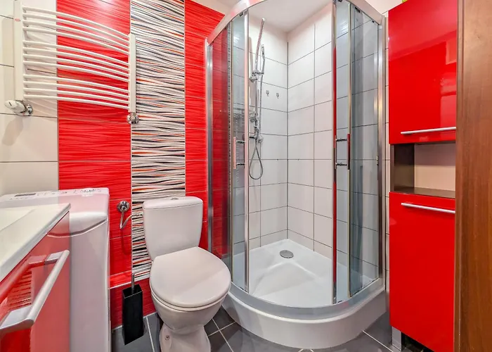 Park Skowroni Homely By Bookinghost