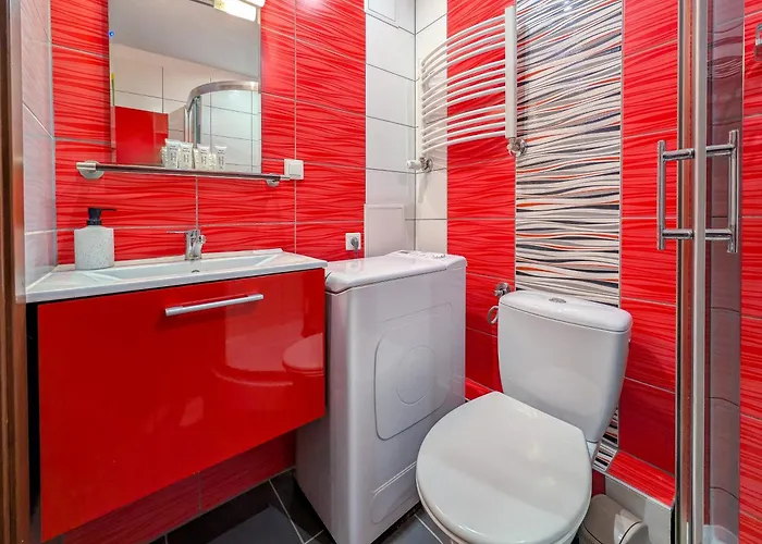 Park Skowroni Homely By Bookinghost *