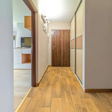 Park Skowroni Homely By Bookinghost Apartamento *